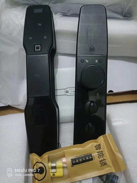 全自動指紋密碼鎖|韓式風(fēng)指紋密碼鎖|炫酷黑鎖具批發(fā)890元(圖)