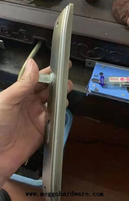 今日樓房工程繞開鎖具批發(fā)商直接聯(lián)系廠家詢單三千套房門鎖(圖)